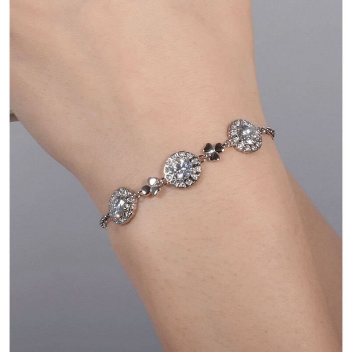 Bracelet à trèfle Moissanite