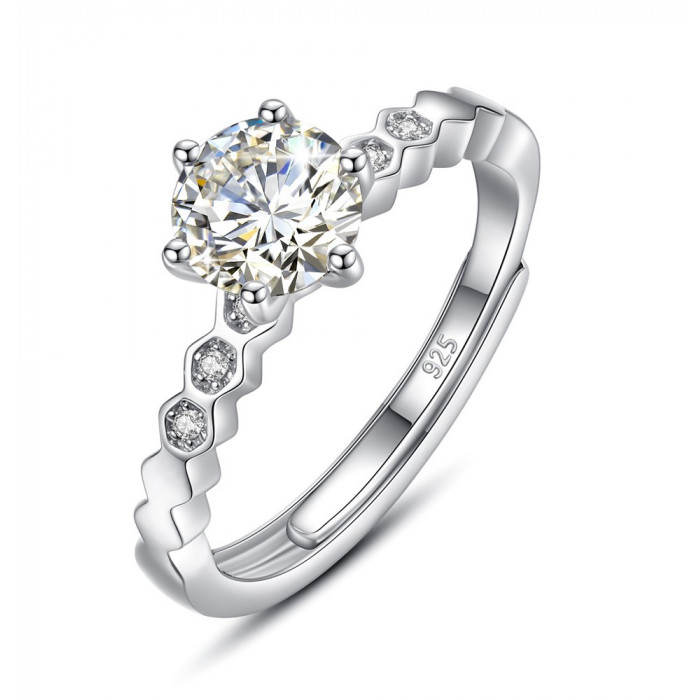 Noemi Bague Moissanite