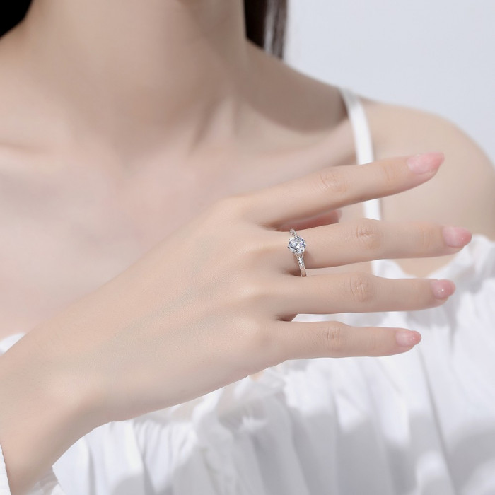 Dania Bague Moissanite