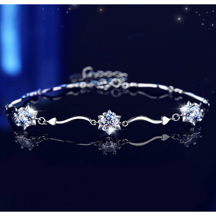 Jannah Bracelet Moissanite