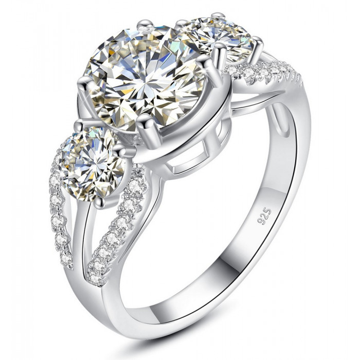 Calista bague Moissanite