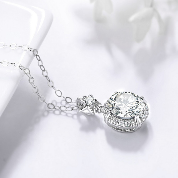 Zuzanna Pendentif Moissanite