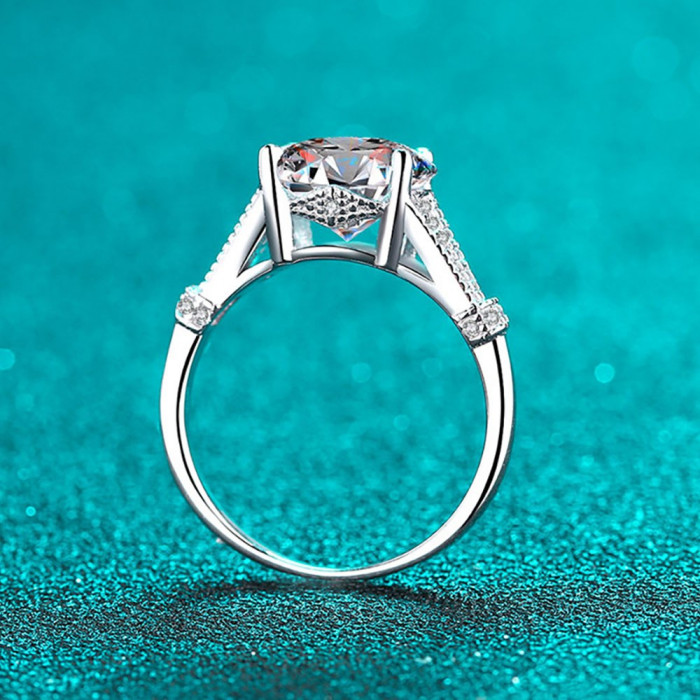 Petronille bague Moissanite