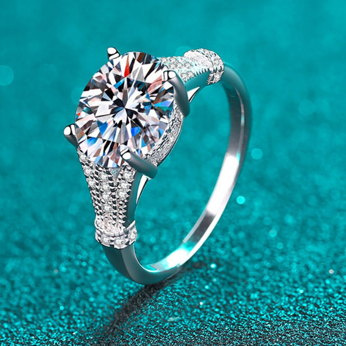 Petronille bague Moissanite