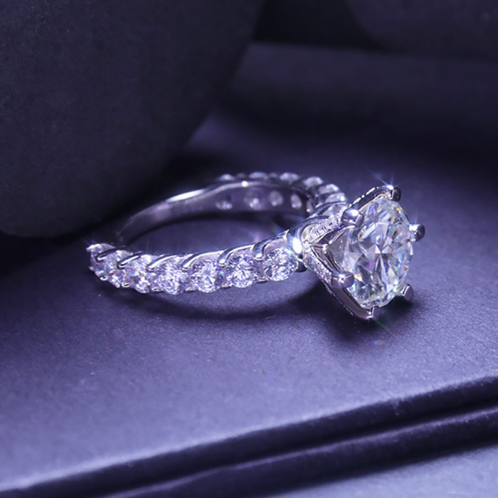 Wissam bague Moissanite