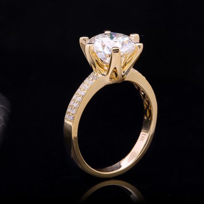 Saskia bague Moissanite en Or