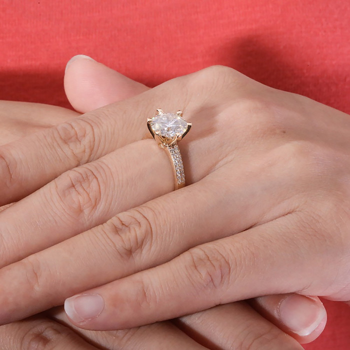 Saskia bague Moissanite en Or