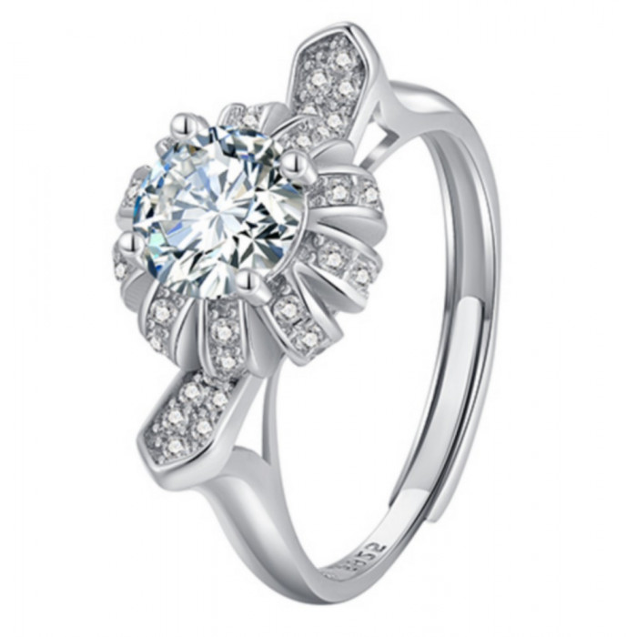 BETTY bague Moissanite