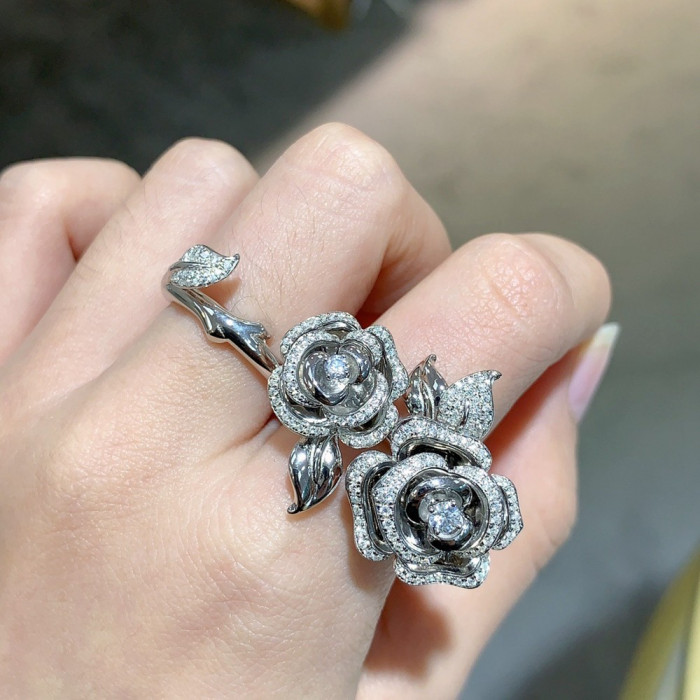 CLARABELLA bague Moissanite
