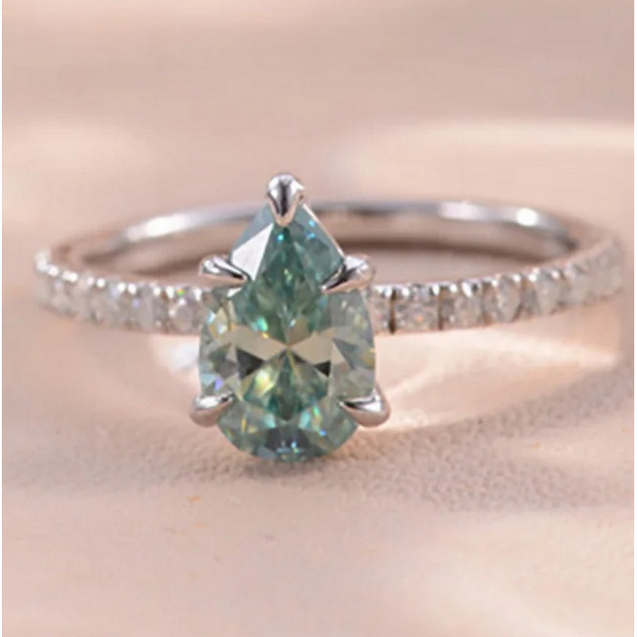 Sublime bague Moissanite Verte en Argent