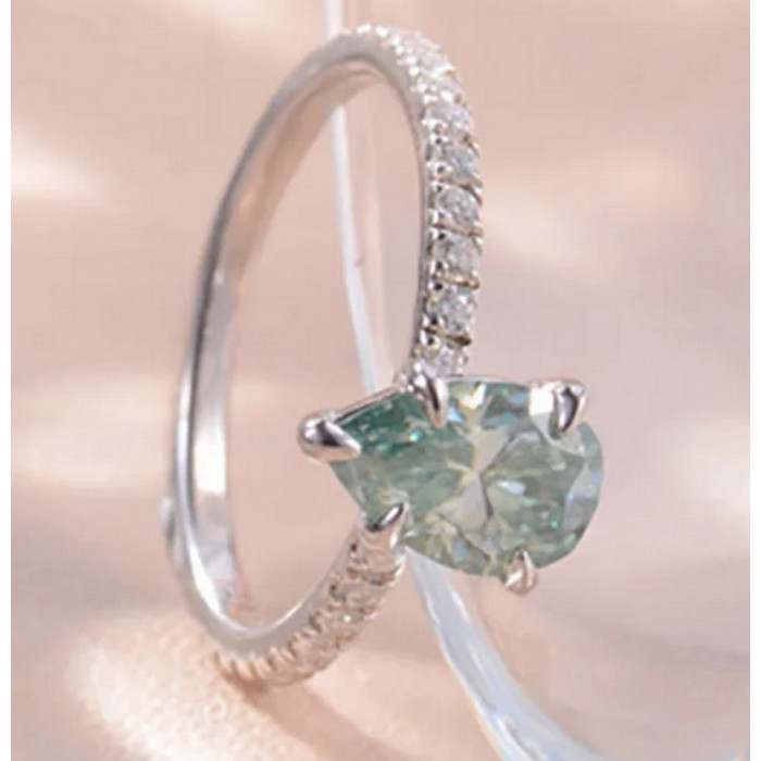 Sublime bague Moissanite Verte en Argent