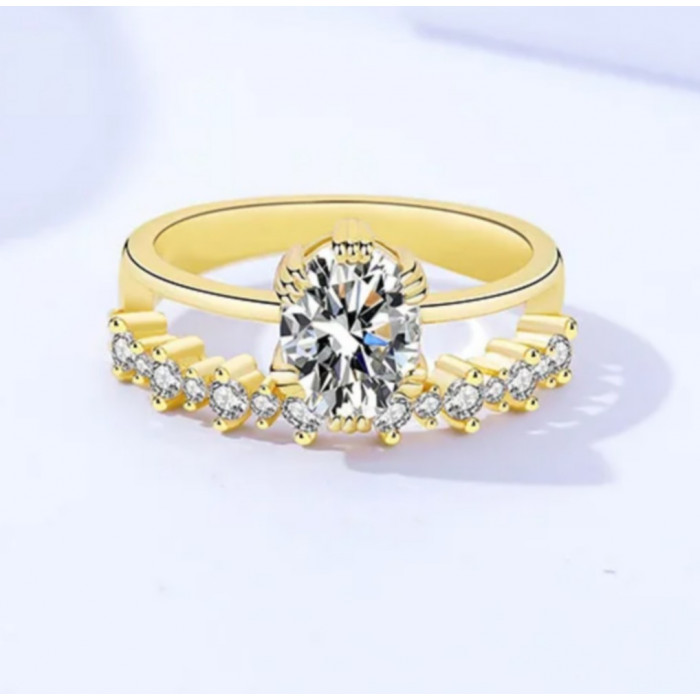 Johanne Bague Moissanite