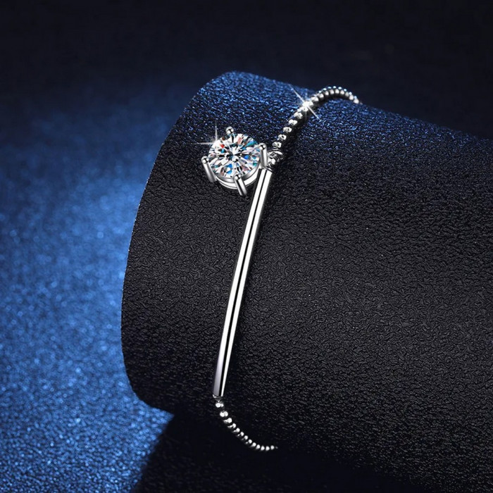Nila Bracelet Moissanite