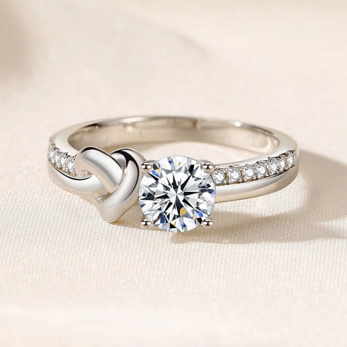 Neha Bague Moissanite