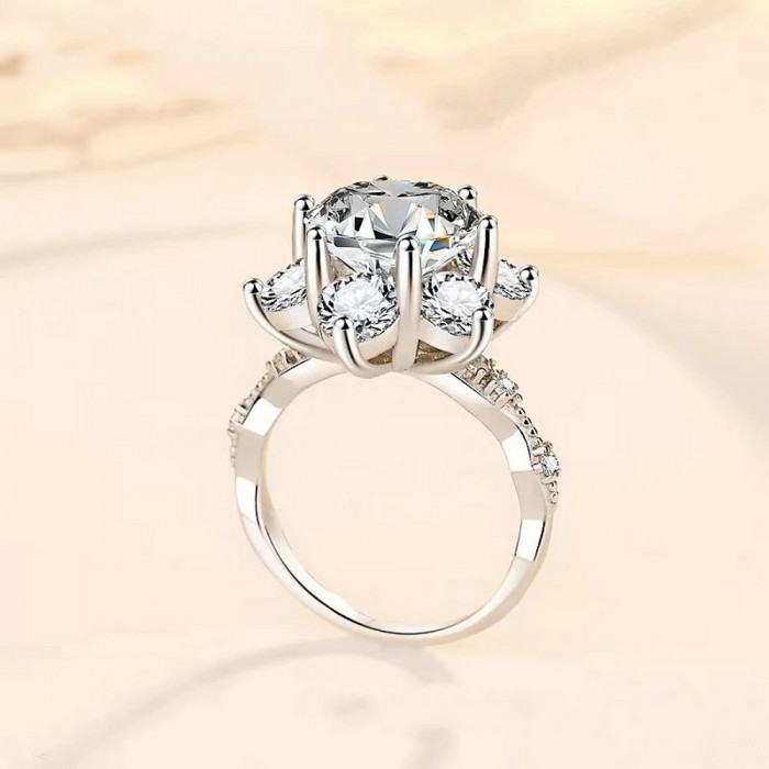 Sahar Bague Moissanite