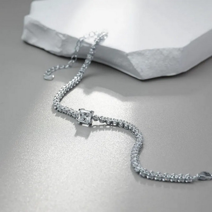 Keya Bracelet Moissanite