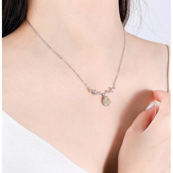 LARISSA Pendentif femme