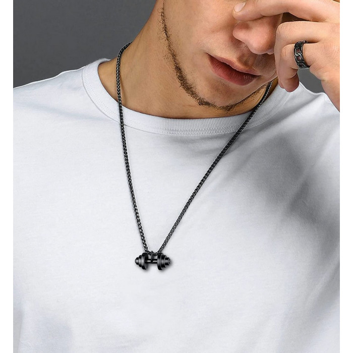 Chaine avec pendentif altère