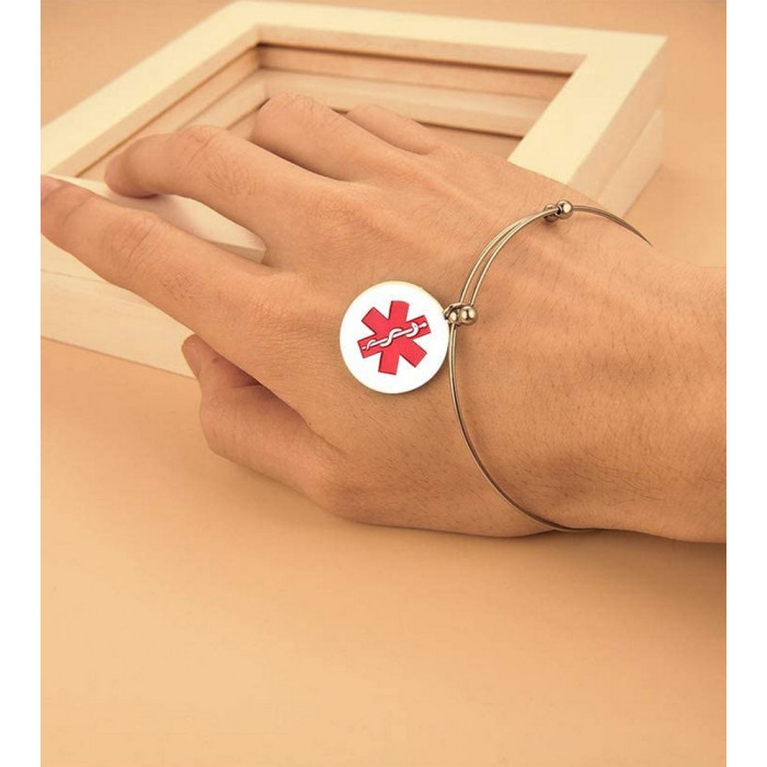 Bracelet femme en acier avec gravure