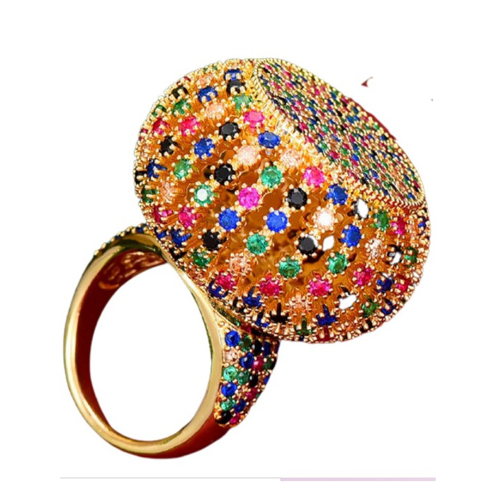 Bague imposante plaqué or et Oxydes de Zirconium