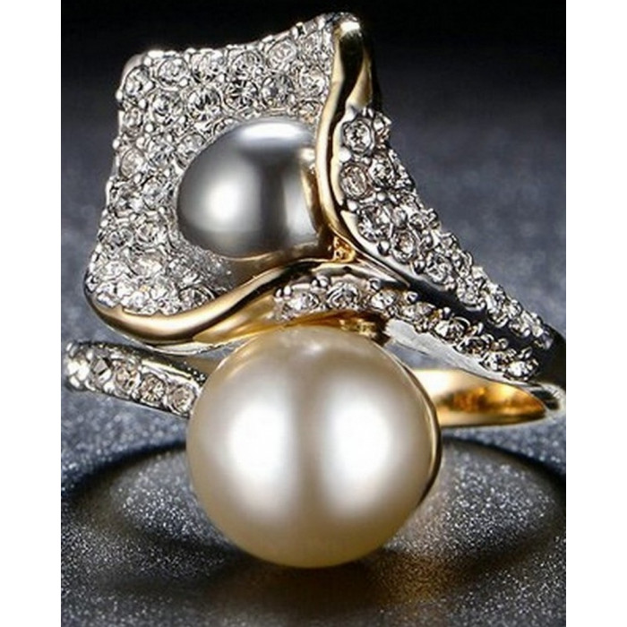 Bague Plaqué Or avec 2 perles et Oxyde De Zirconium