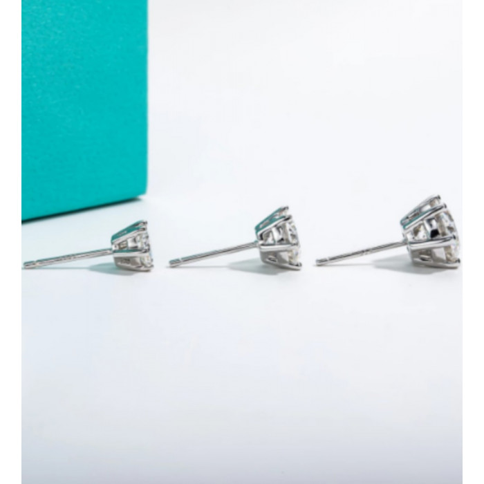 Sublime paire de boucles d'oreilles Moissanite