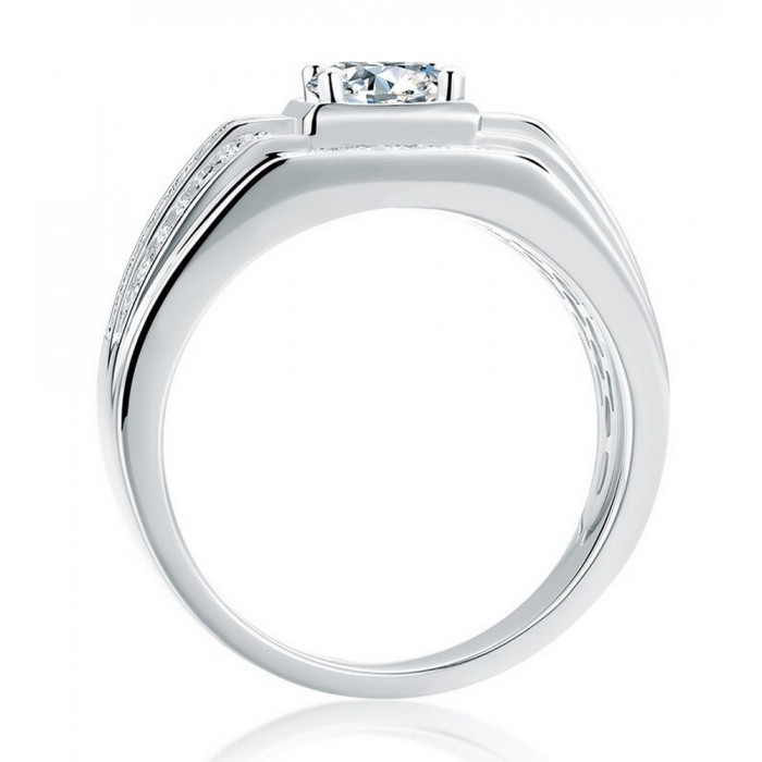 Chevalière en argent avec Moissanite