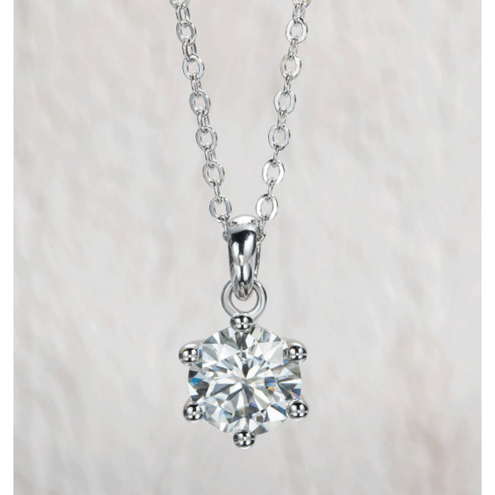 Pendentif Moissanite solitaire